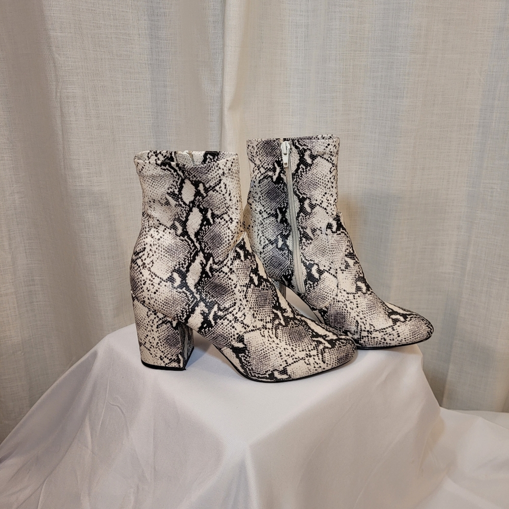 Madden Girl Boots